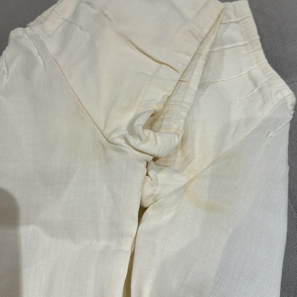 Theory White Slightly Off Shoulder Cap Sleeve Top - Picture 9 of 9